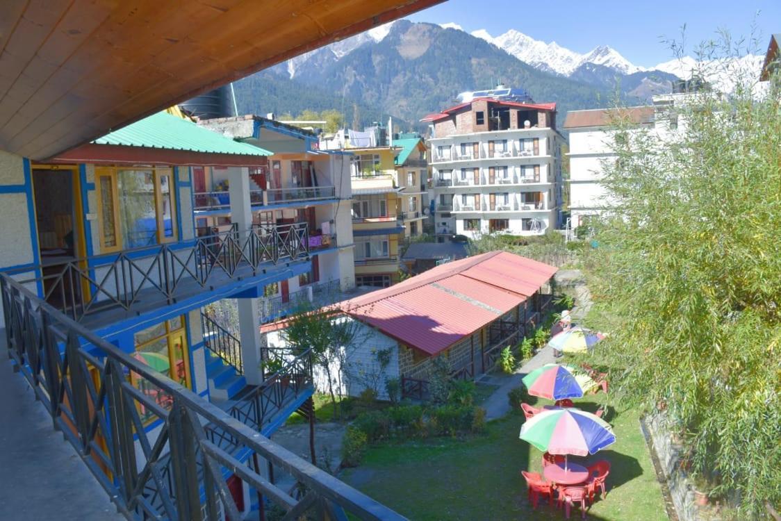 Hotel Seraj International Manali  Exterior photo