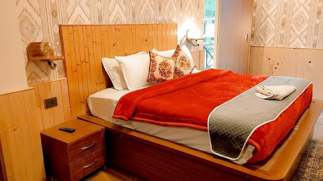 Hotel Seraj International Manali  Exterior photo
